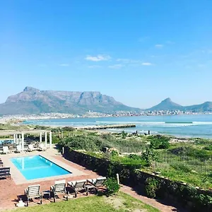 Beachfront At Leisure Bay Kapstadt